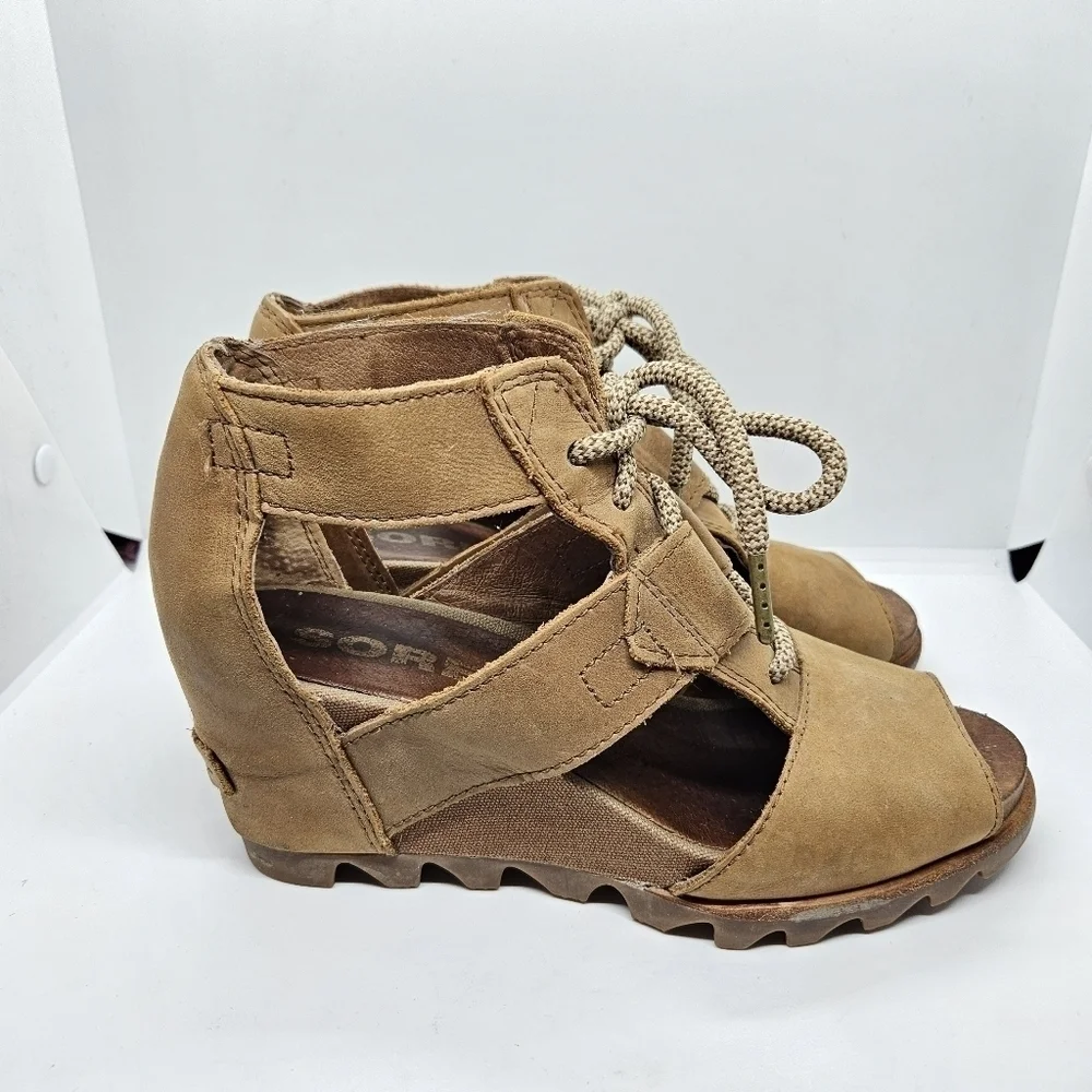 SOREL Joanie Lace Wedge Sandals light brown tan US 8